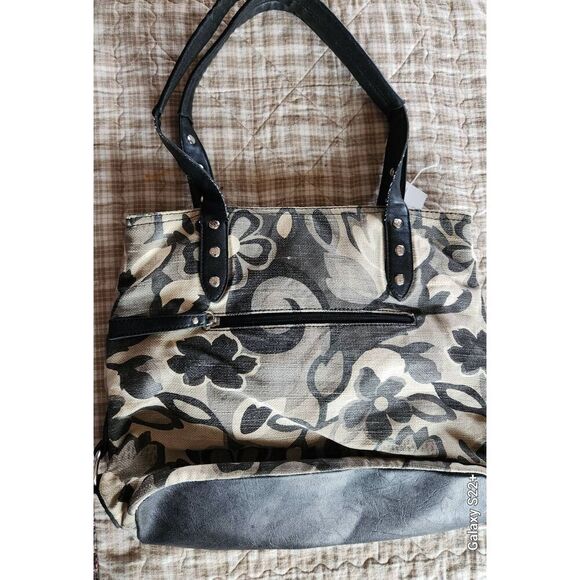 ę Relic Brand Collection shoulder bag - Picture 2 of 12